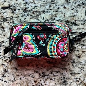 Vera Bradley wallet. No strap.
